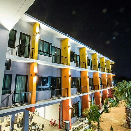 Sor Kor Sor Resort Szatahip Kültér fotó