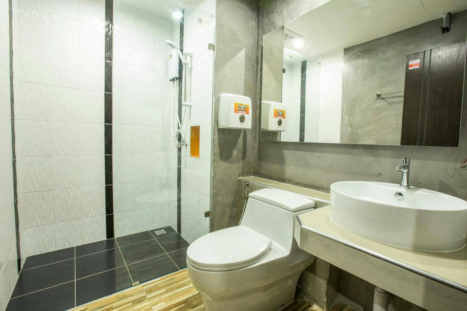 Sor Kor Sor Resort Szatahip Kültér fotó