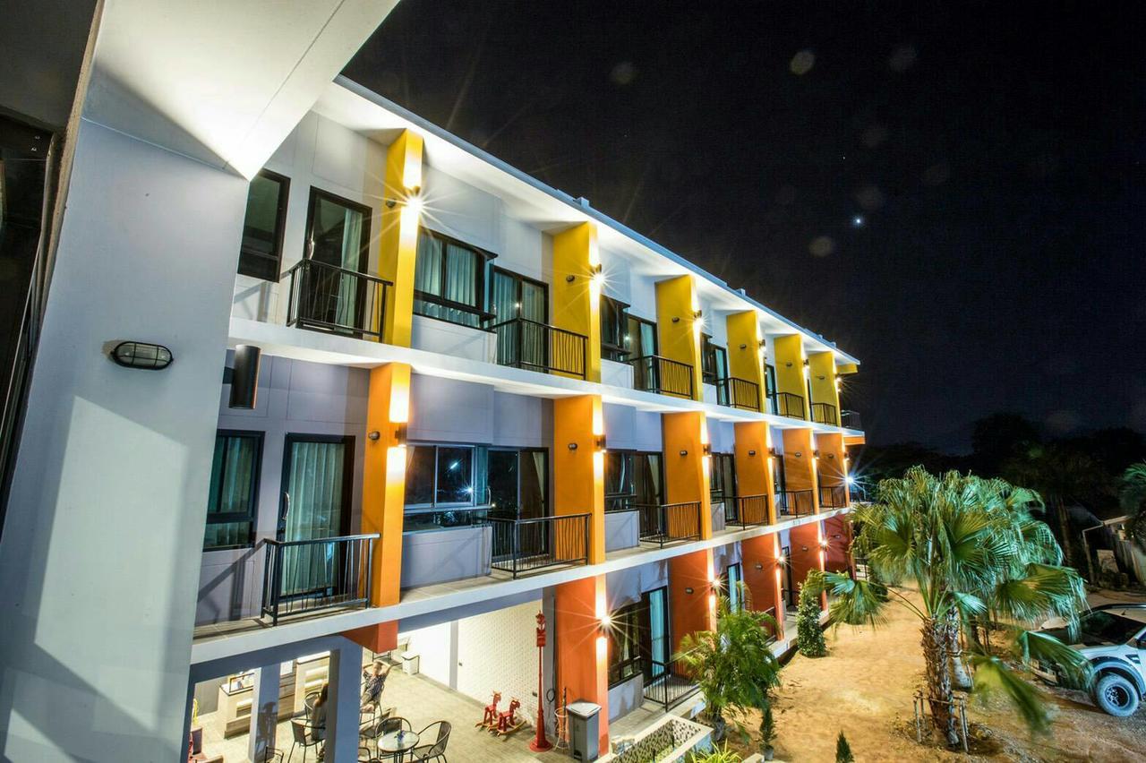 Sor Kor Sor Resort Szatahip Kültér fotó
