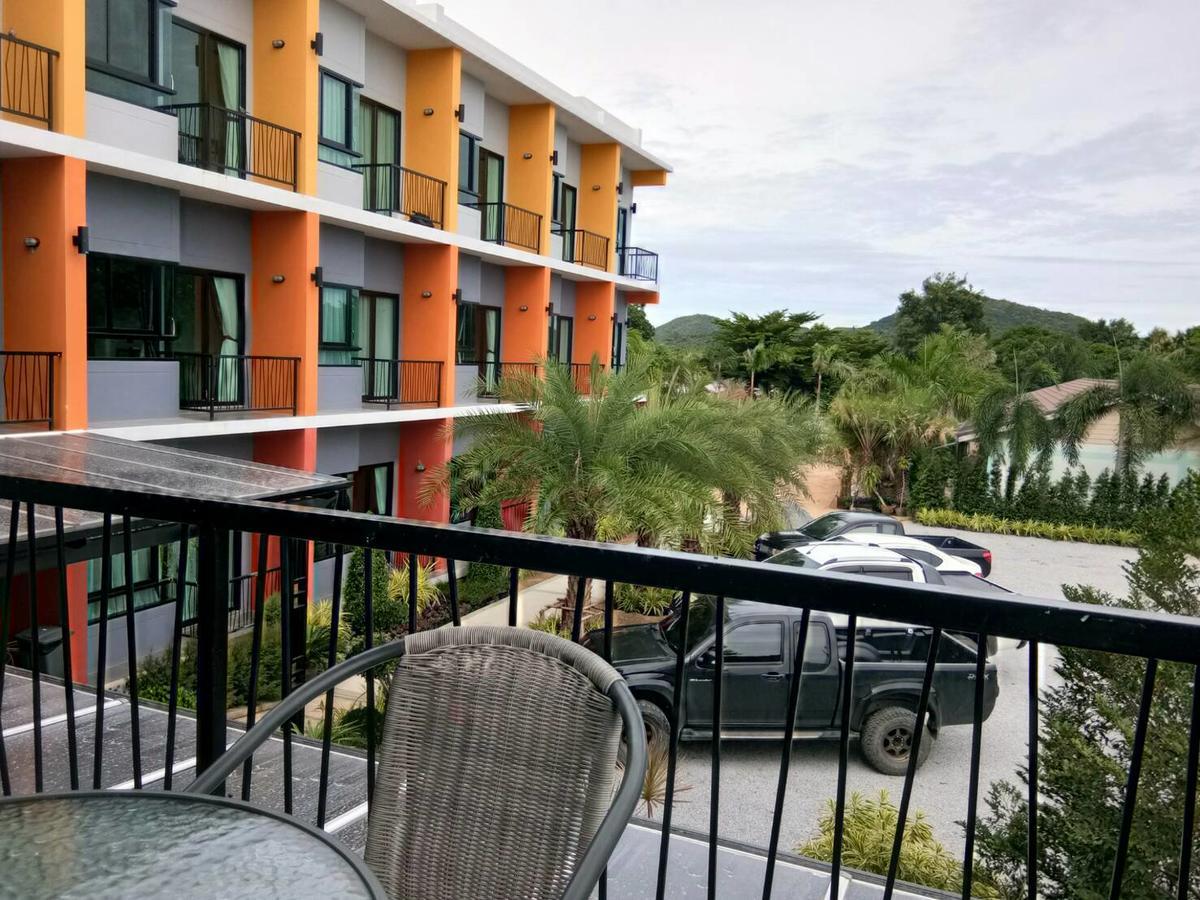 Sor Kor Sor Resort Szatahip Kültér fotó