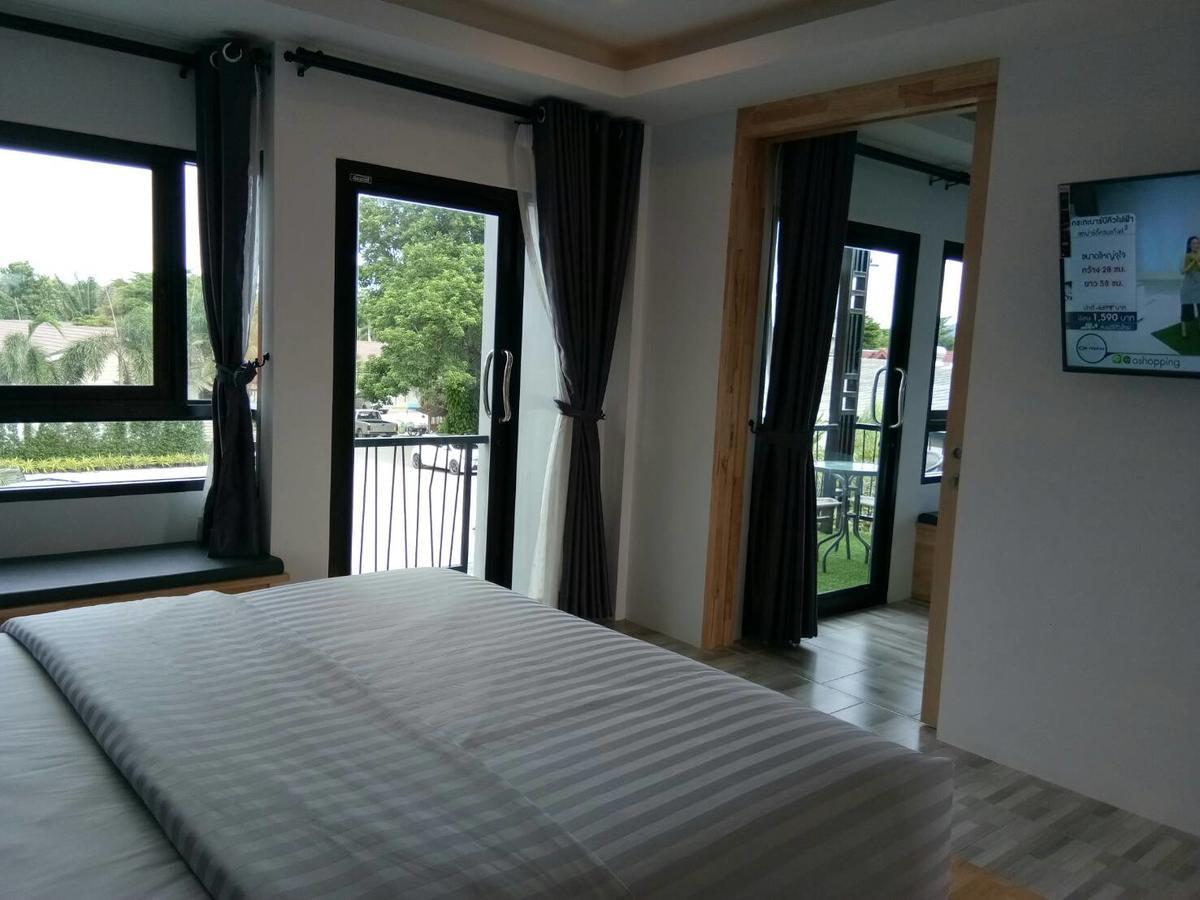 Sor Kor Sor Resort Szatahip Kültér fotó